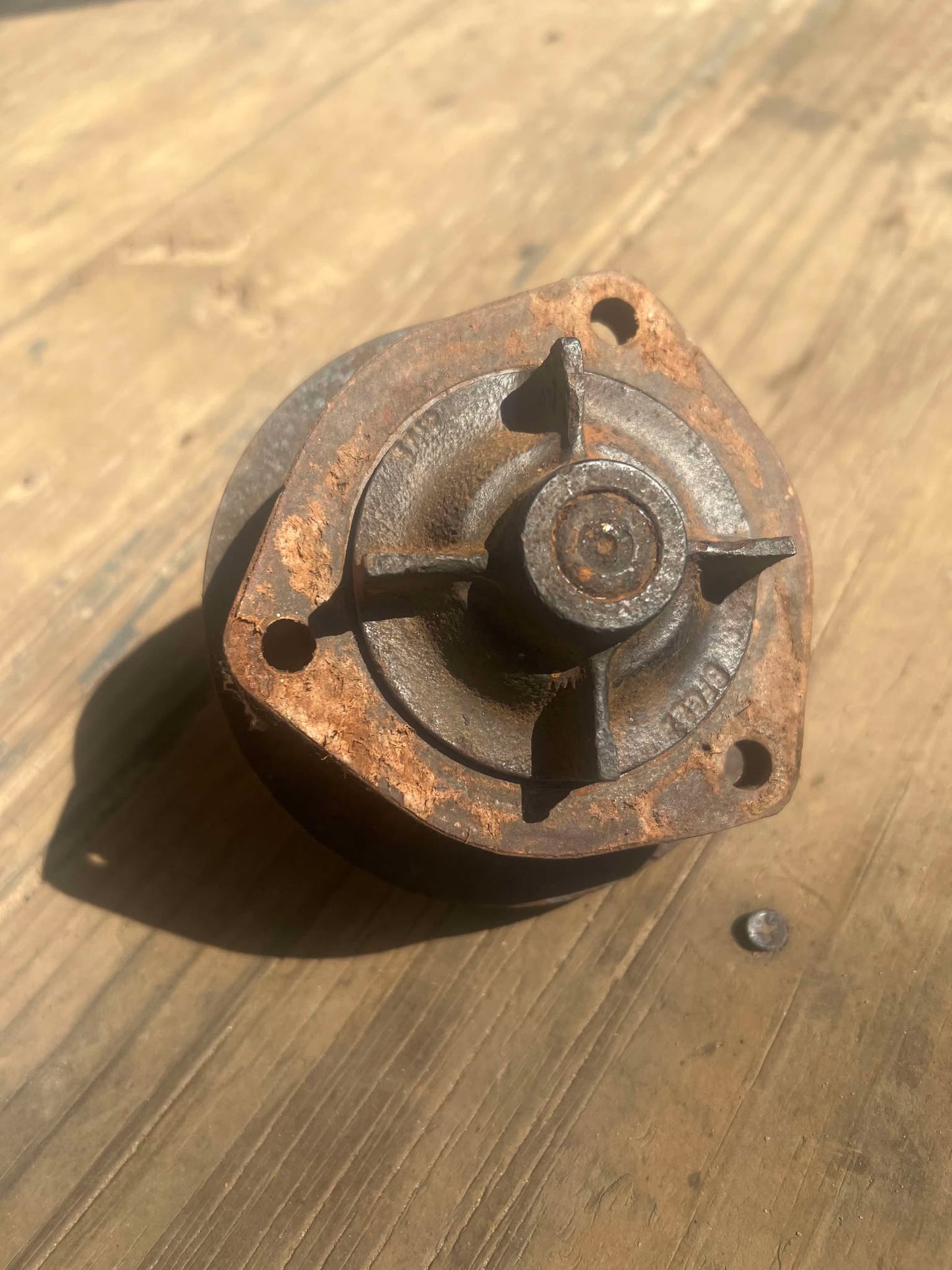 Triumph Spitfire Water Pump Impeller & Pulley Assy OEM 1972-80