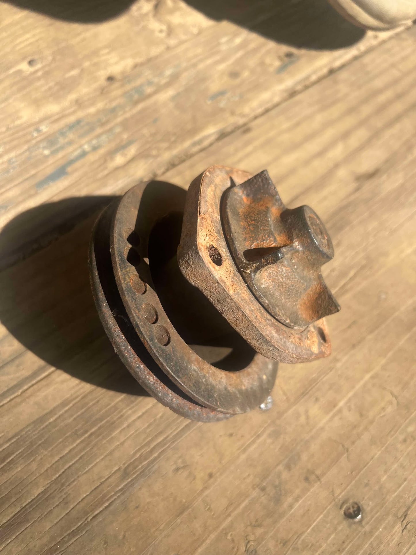 Triumph Spitfire Water Pump Impeller & Pulley Assy OEM 1972-80