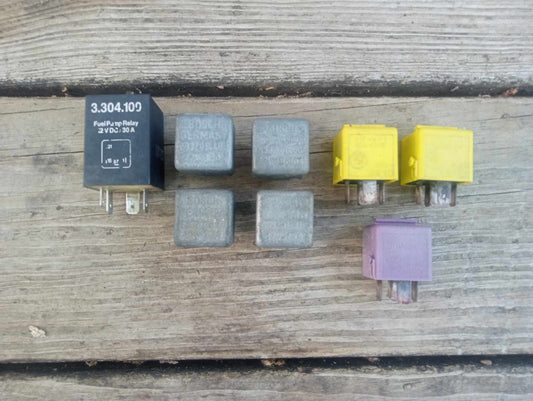Vintage BMW 320i Lot of Relays Fuel Pump OEM Germany