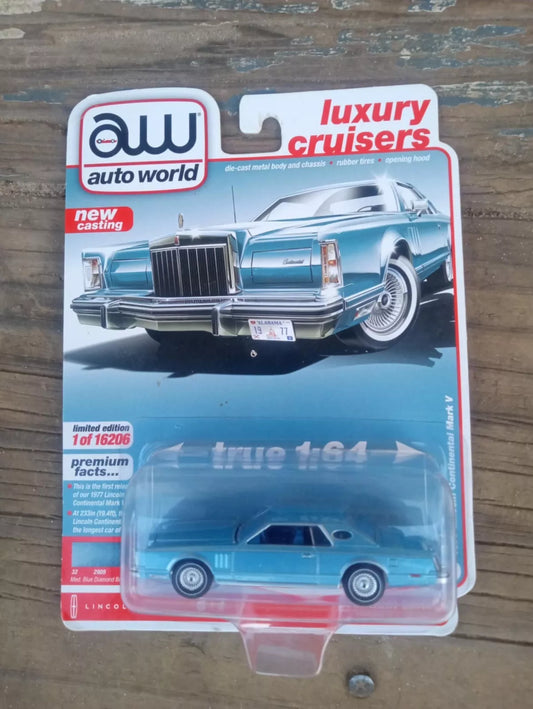 N56 AUTOWORLD 1977 Lincoln Continental Mark V Luxury Cruisers BLUE 64332-A